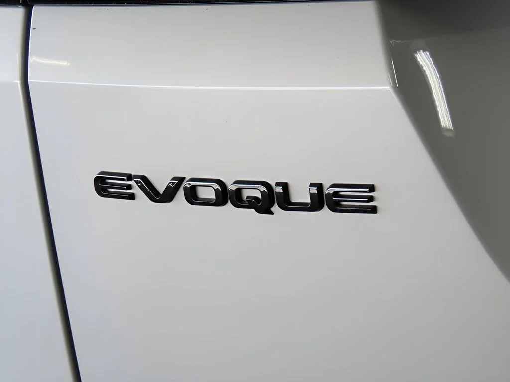 2026 Land Rover Range Rover Evoque Dynamic SE - Photo 8