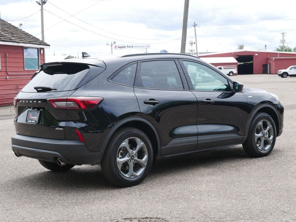 Used 2025 Black Ford ST-Line image 3