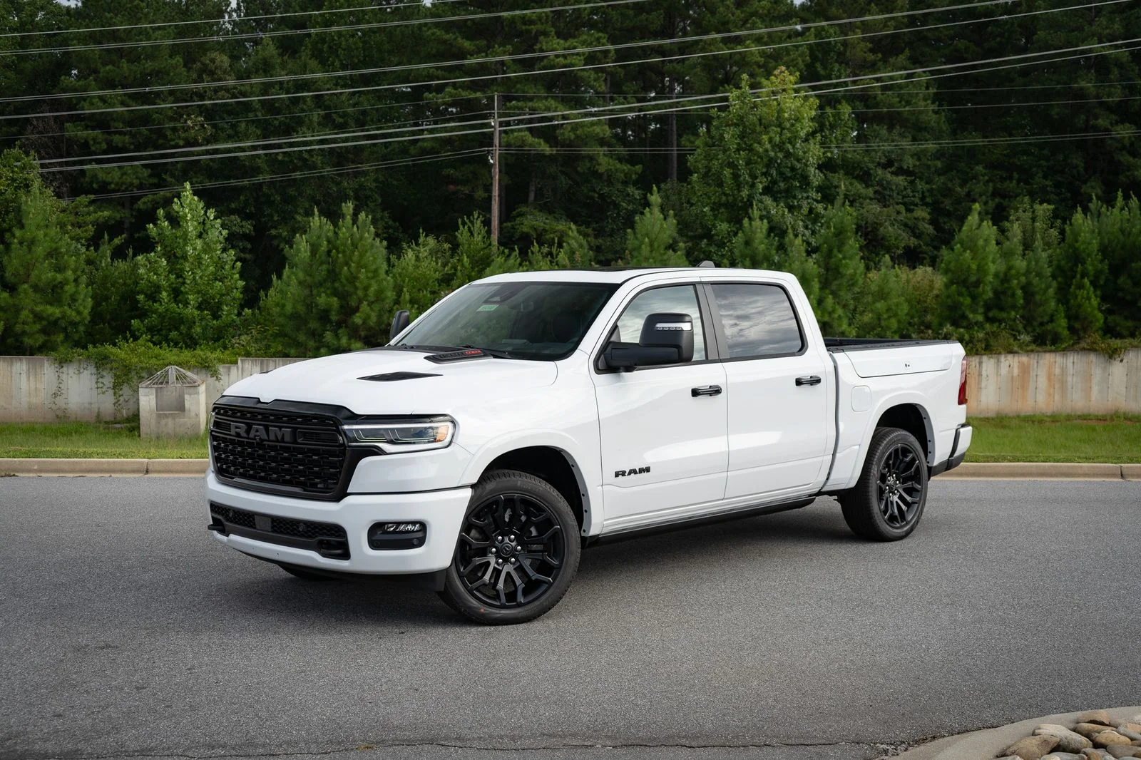 New 2026 Bright White Clear-Coat Exterior Paint RAM Limited image 4