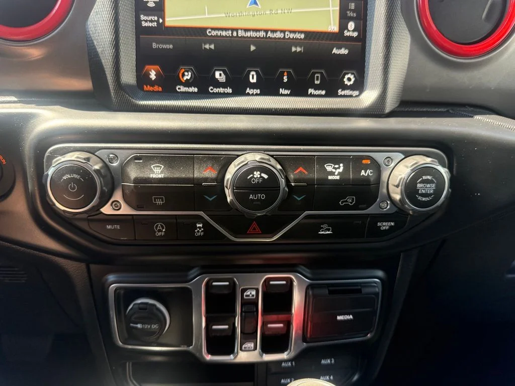 Used 2022 Black Jeep Unlimited Sport S image 22