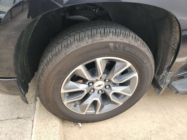 Used 2023 DARK ASH METALLIC Chevrolet RST image 9