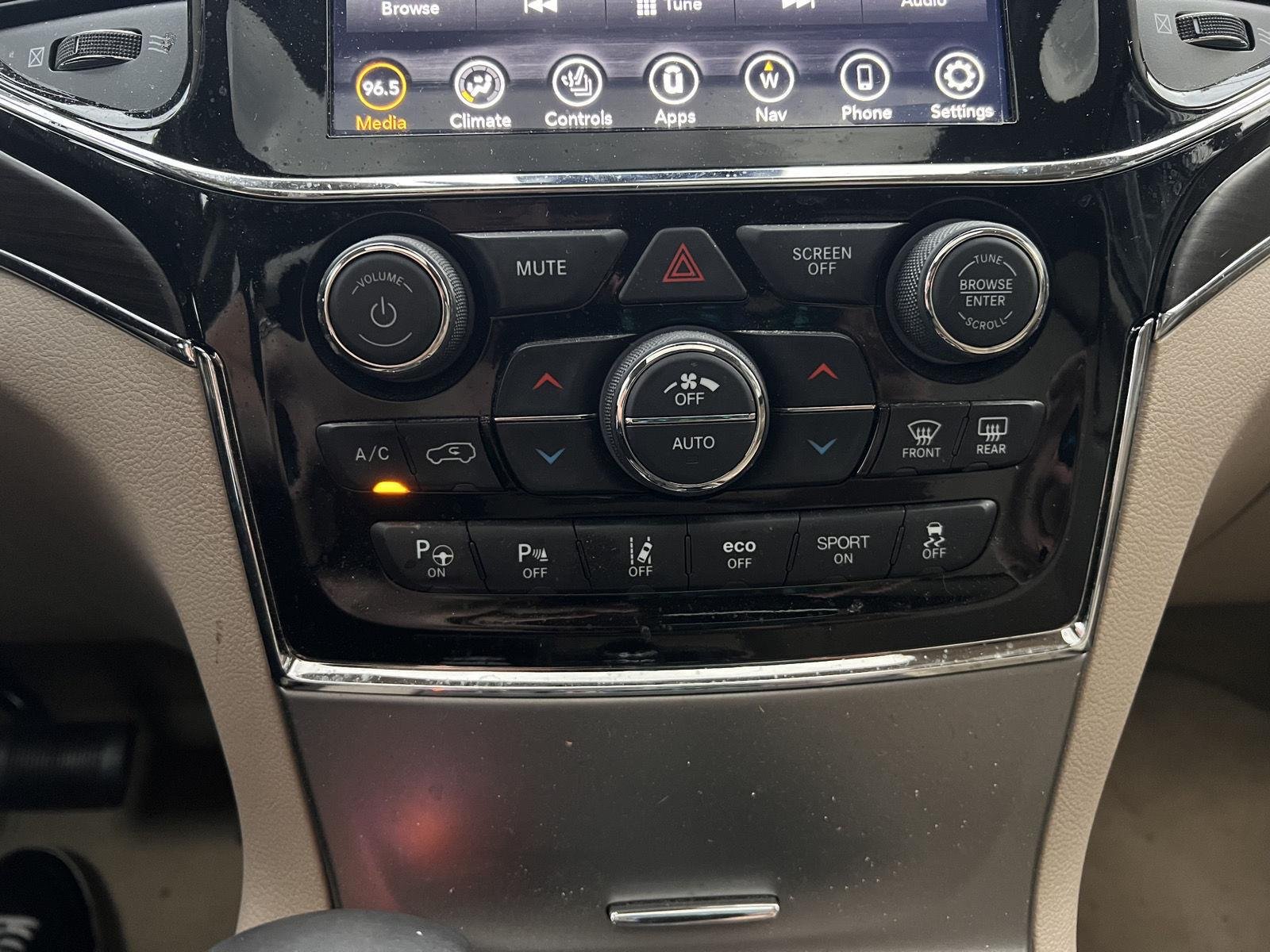 Used 2021 Bright White Clearcoat Jeep Overland image 13