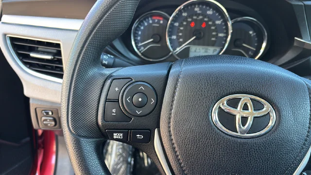 Used 2016 Red Toyota LE image 22