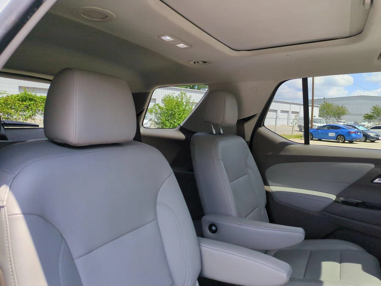 Used 2021 Summit White Chevrolet Premier image 35