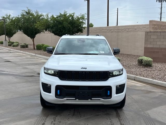 Used 2025 White Jeep Anniversary Edition 4xe image 3
