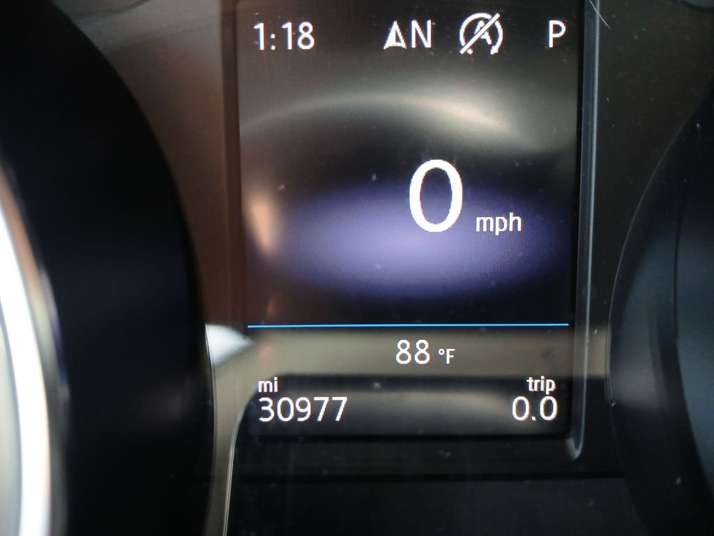 Used 2021 White Volkswagen  image 24