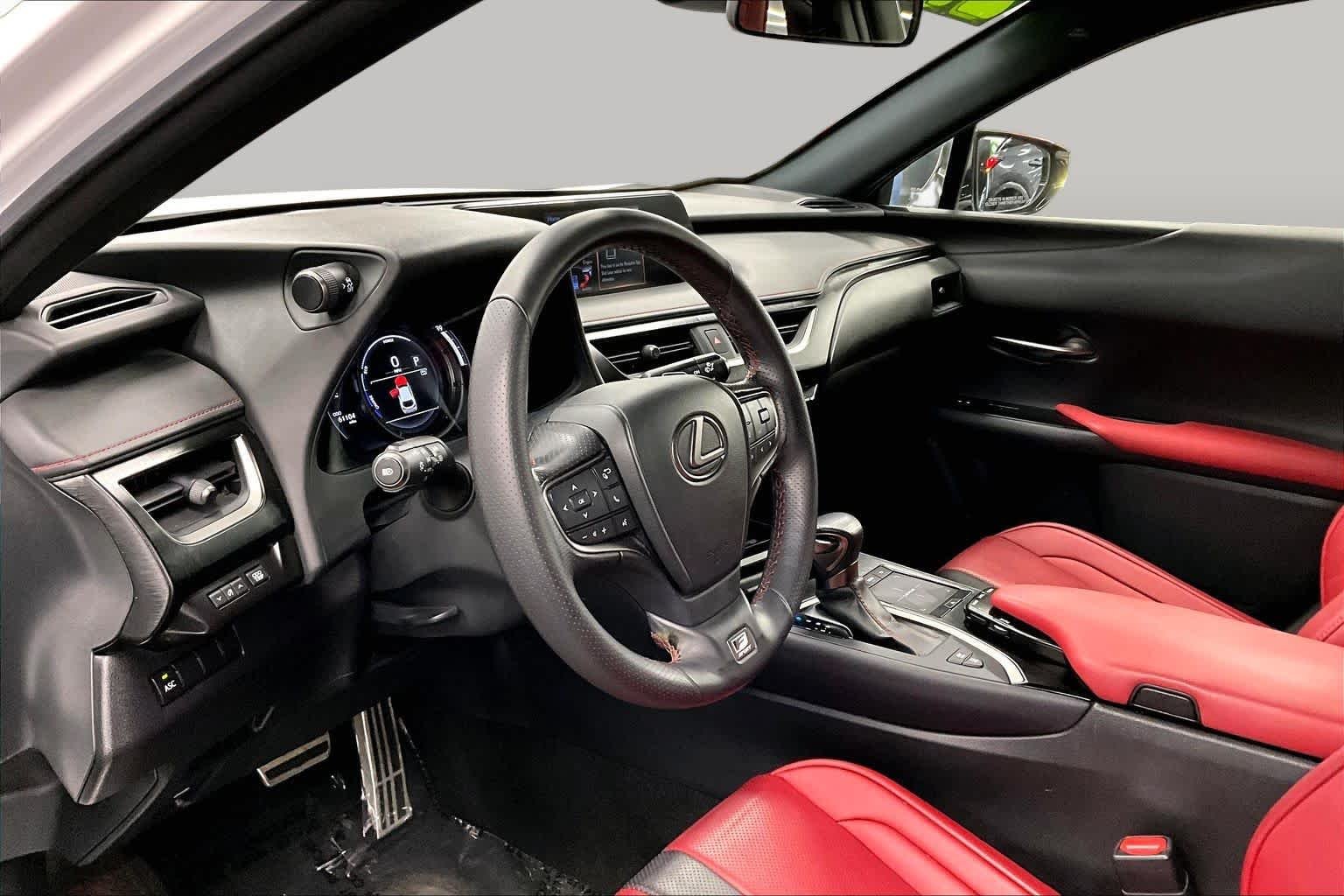 Certified Used 2021 Ultra White Lexus F SPORT image 18