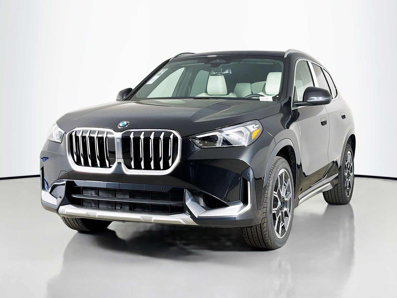 New 2026 Black Sapphire Metallic BMW xDrive28i image 3