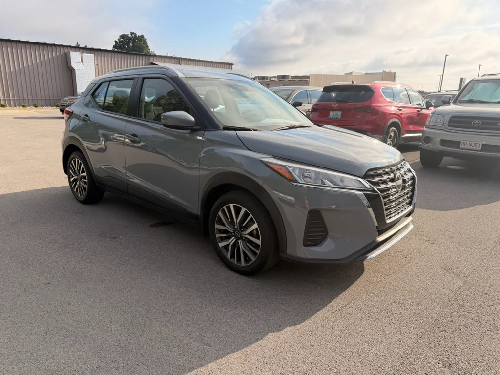 Certified Used 2024 Boulder Gray Pearl Nissan SV image 3