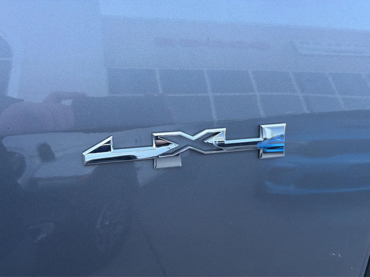 Used 2021 Satin Steel Metallic GMC 4WD Elevation Standard image 5