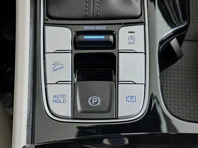 New 2026 Hyundai TUCSON SE