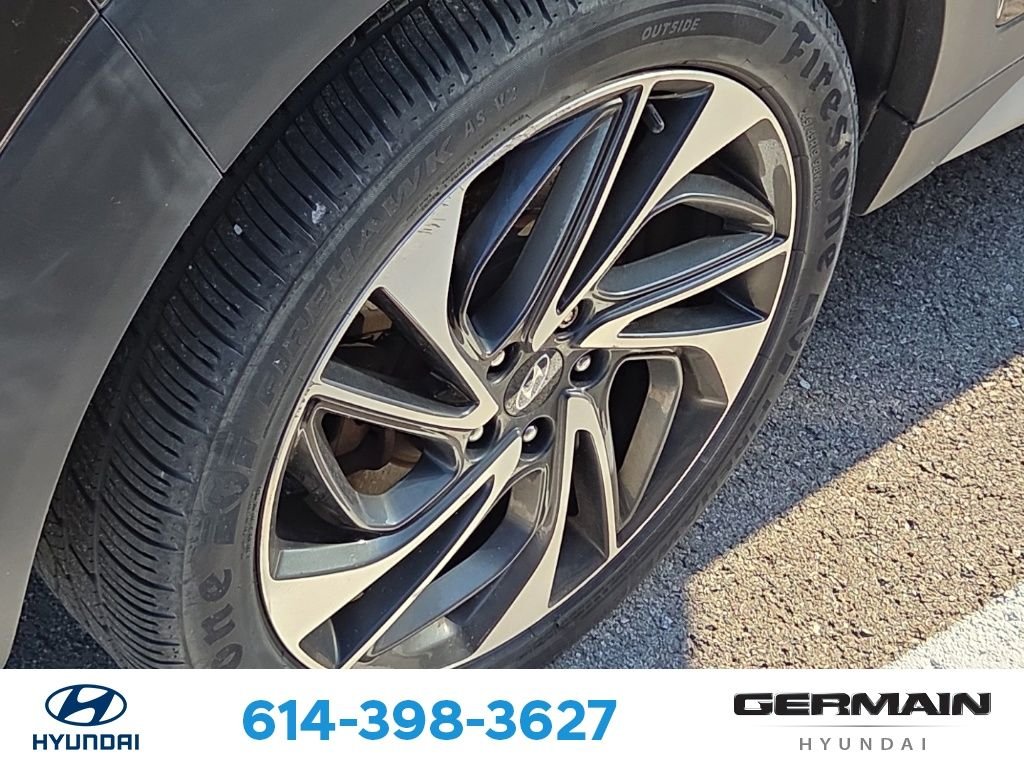Used 2019 Green Hyundai Sport image 12