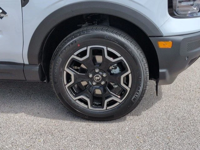 New 2026 White Ford Outer Banks image 10