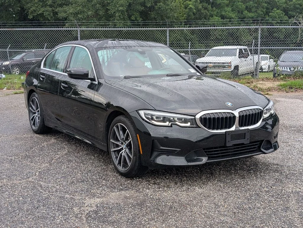 Used 2020 Black BMW 330i xDrive image 7