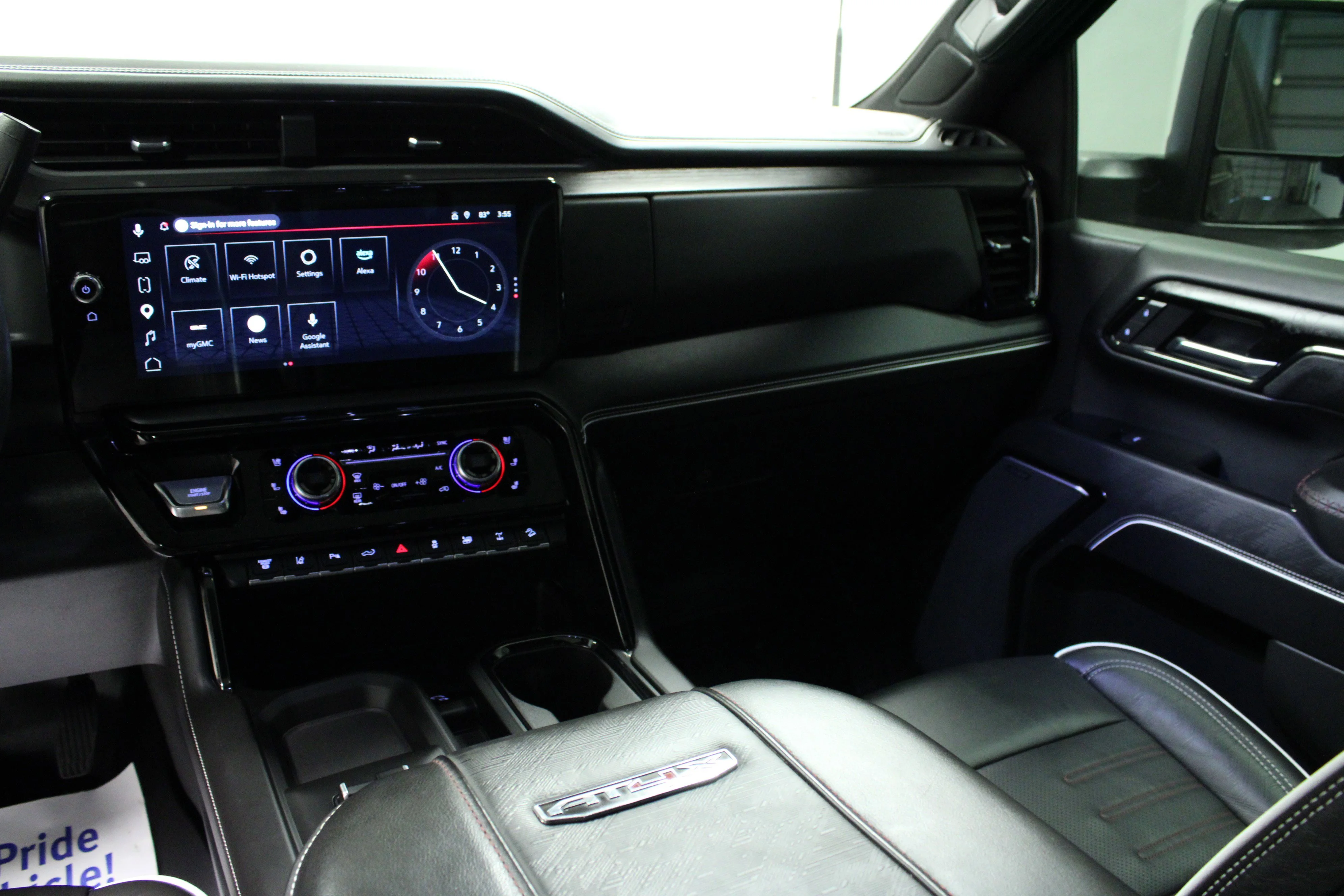 Used 2025 Onyx Black GMC AT4X image 19