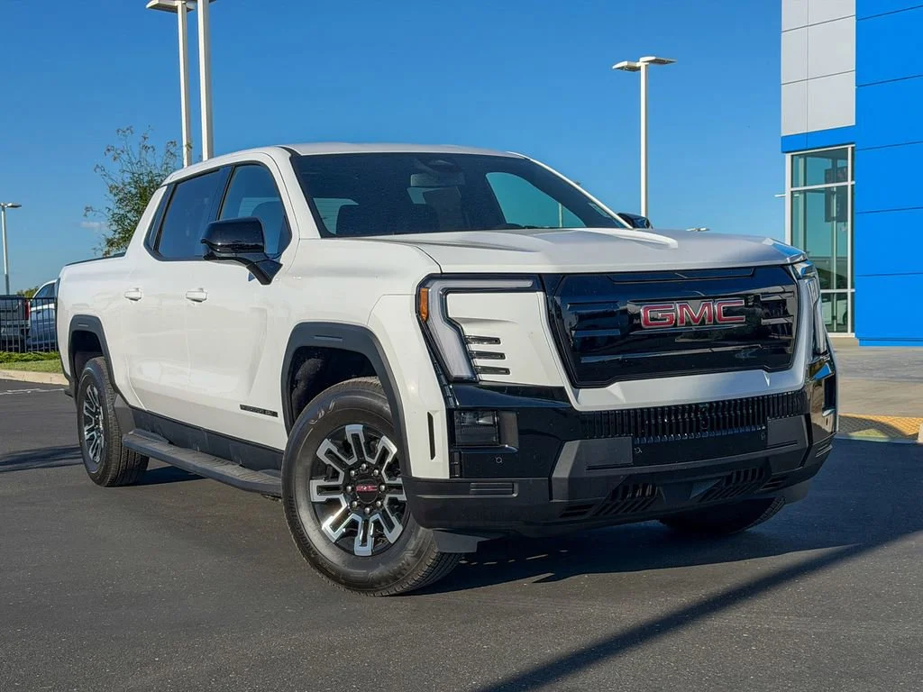 New 2026 Summit White GMC Elevation Extended Range image 1