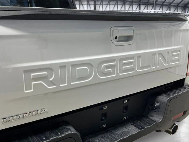 New 2026 Platinum White Pearl Honda Black Edition image 6