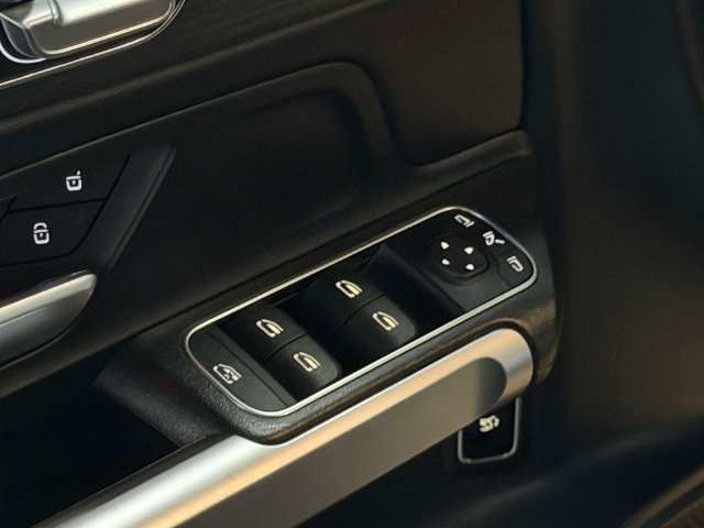 Used 2023 Black Mercedes-Benz GLB 250 image 15
