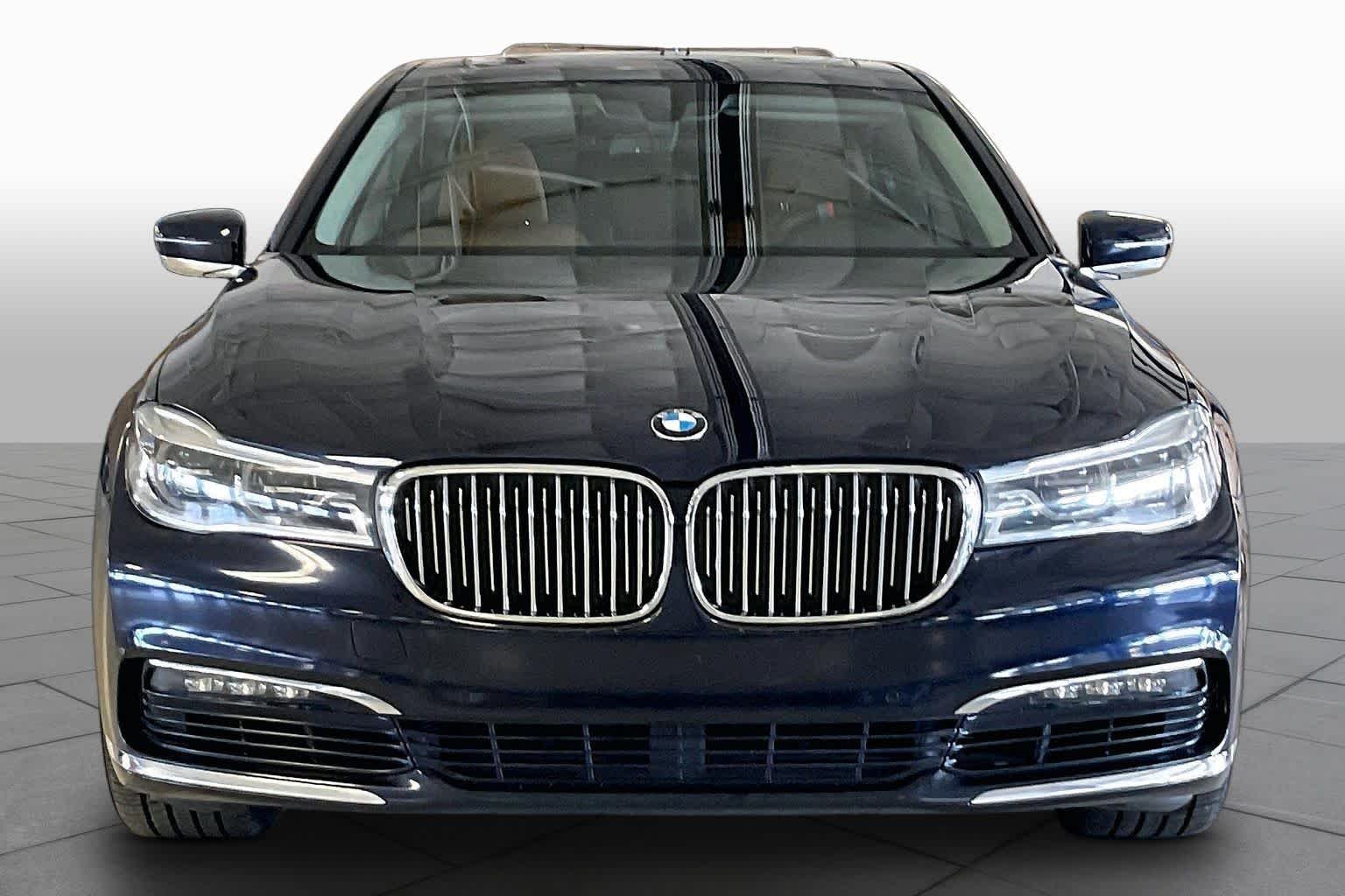 2016 BMW 7 Series 3