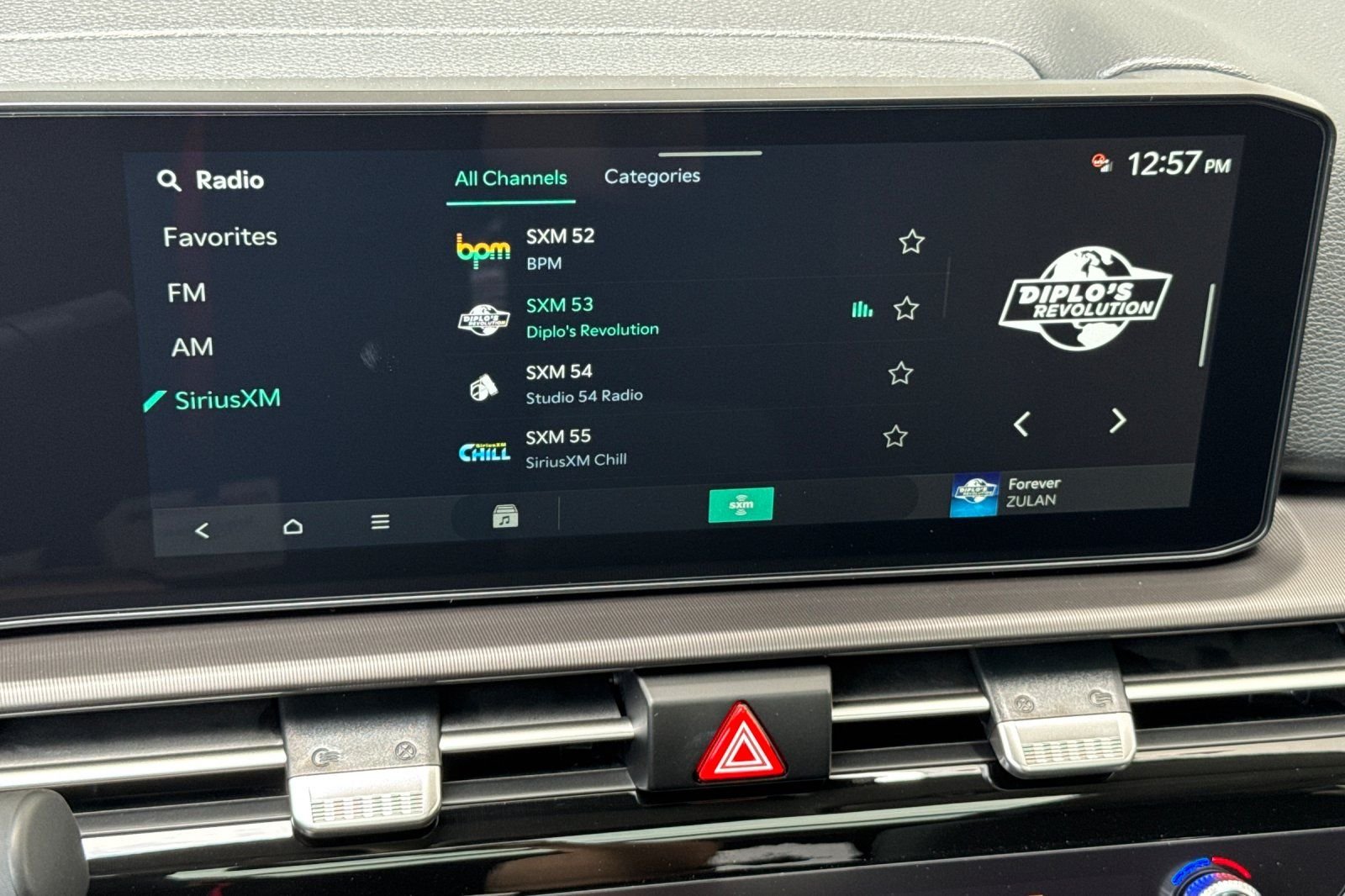 2026 Kia Sportage EX Hybrid - Photo 14