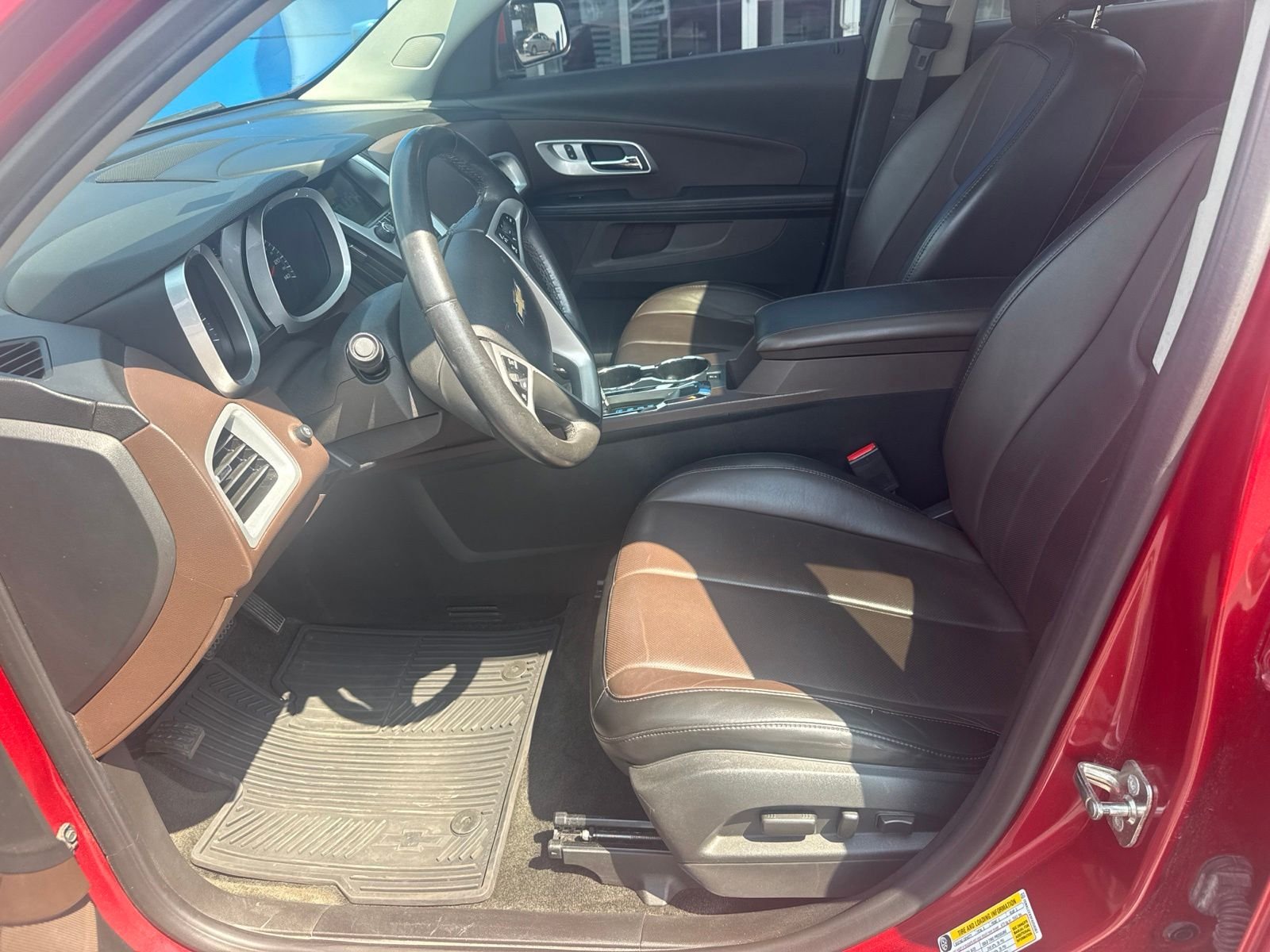 Used 2015 Red Chevrolet LT image 13