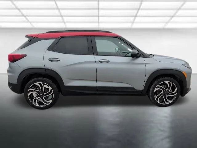 New 2026 Sterling Gray Metallic Chevrolet RS image 33
