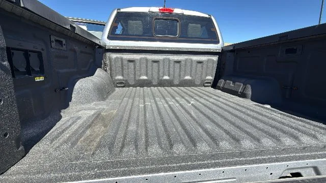 Used 2024 Silver Ford Lariat image 27