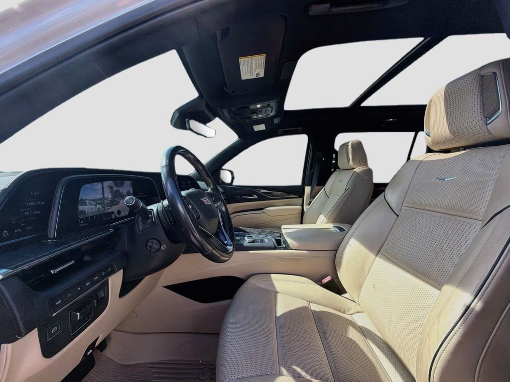 Used 2021 White Cadillac Premium image 22