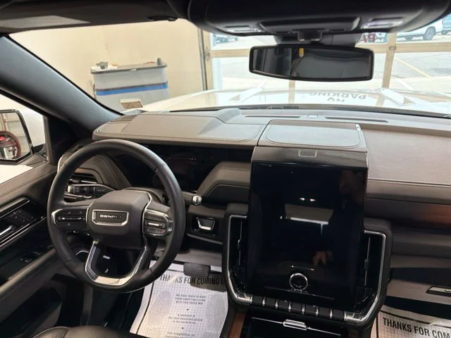 Used 2025 White GMC Denali image 30