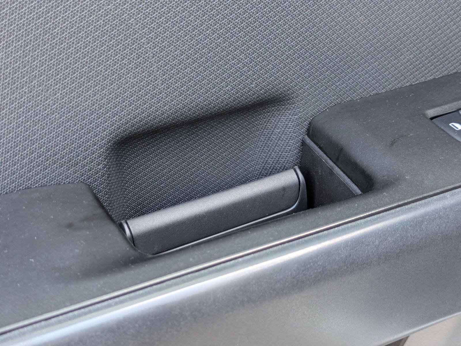Used 2023 Iconic Silver Metallic Ford XLT image 27