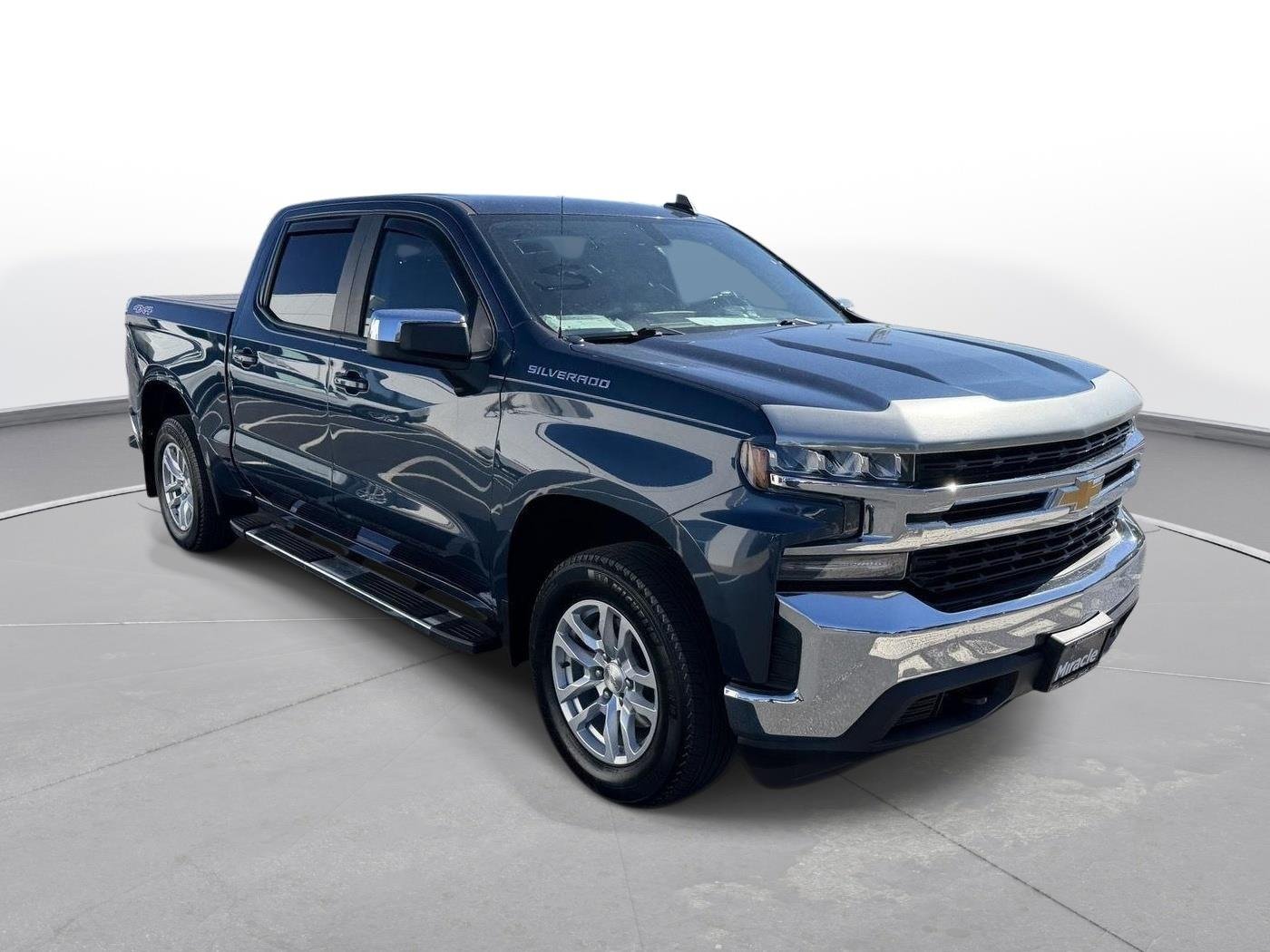 Used 2019 Northsky Blue Metallic Chevrolet LT image 4