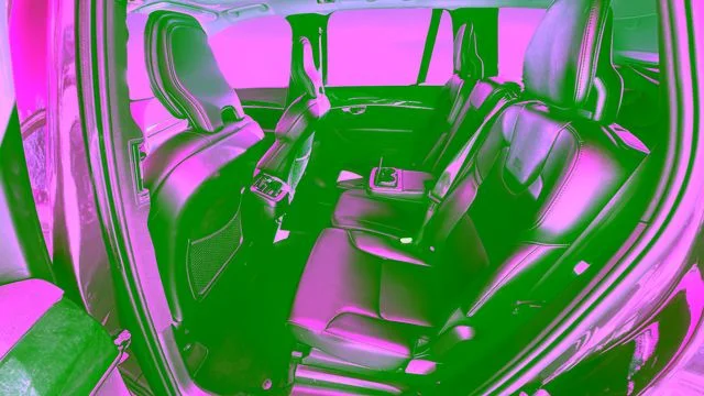 Used 2019 Blue Volvo T5 Momentum image 20