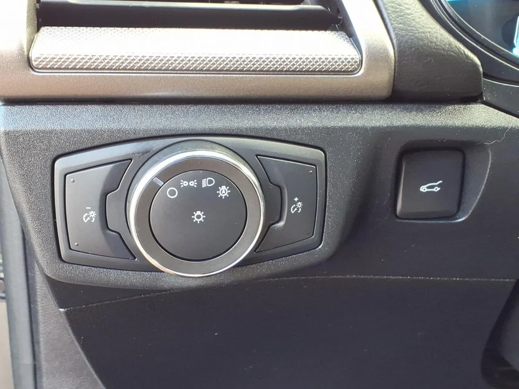 Used 2020 Gray Ford S image 11