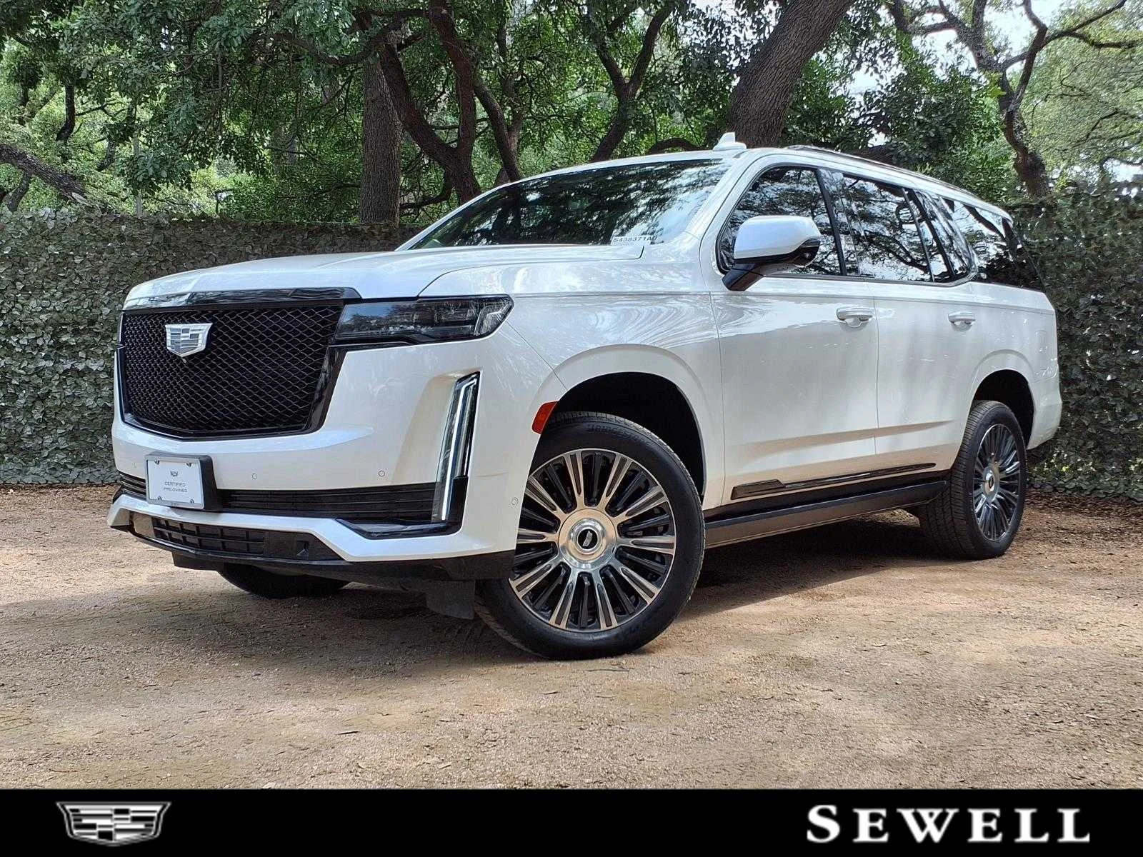 2022 Cadillac Escalade 4WD Sport Platinum's photo
