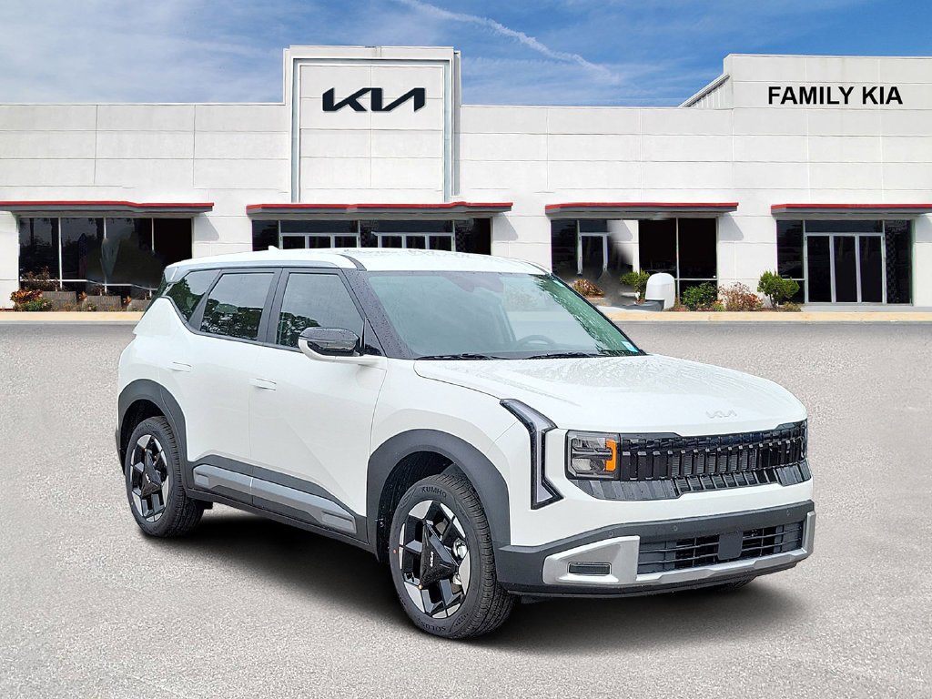 New 2027 Snow White Pearl Kia S image 38