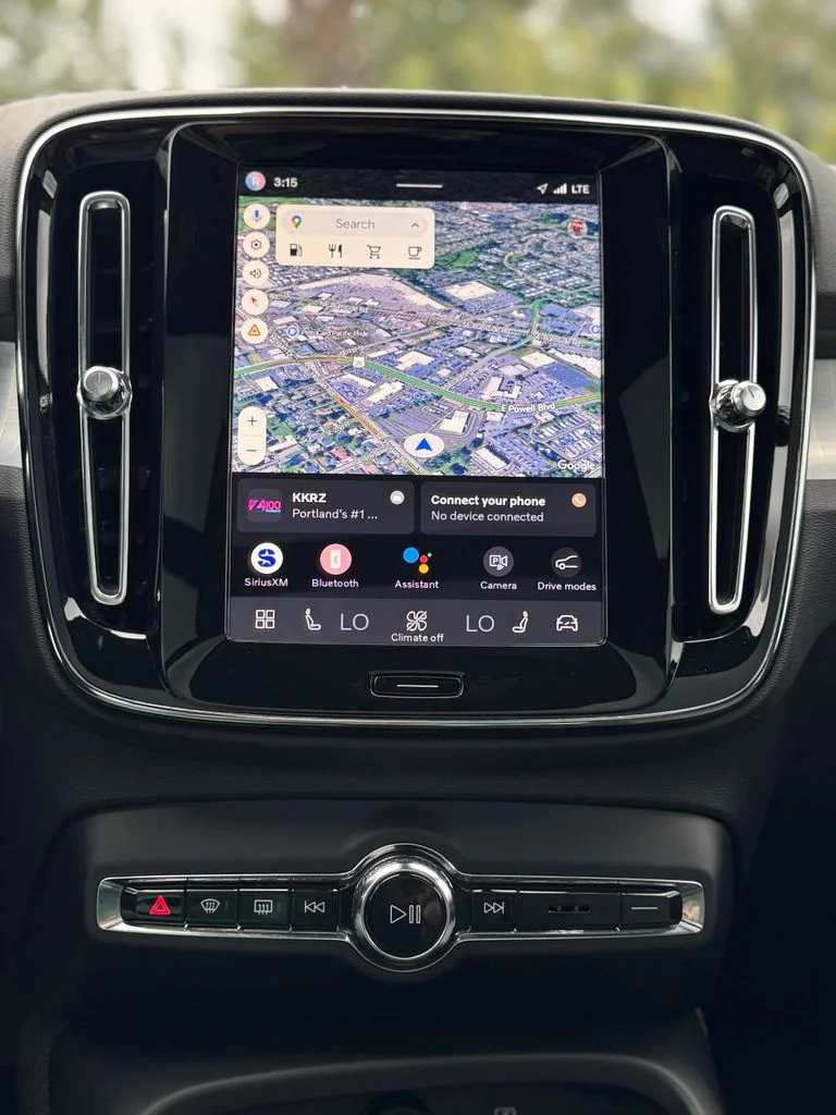 2024 Volvo XC40 Core - Photo 20