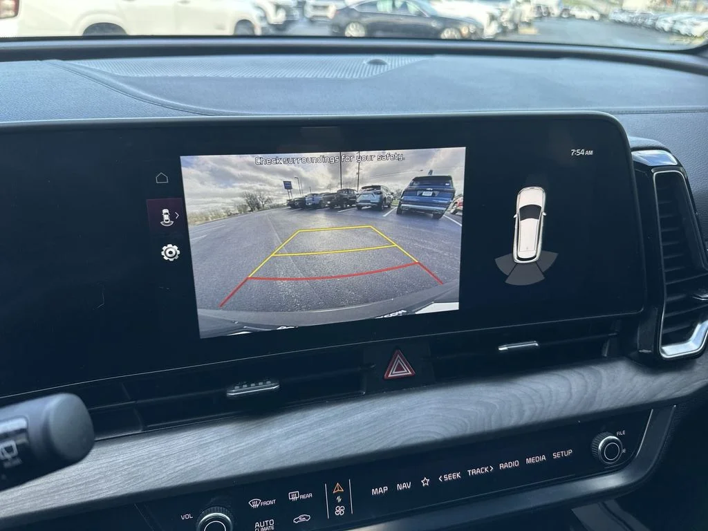 Used 2024 Black Kia X-Line image 17