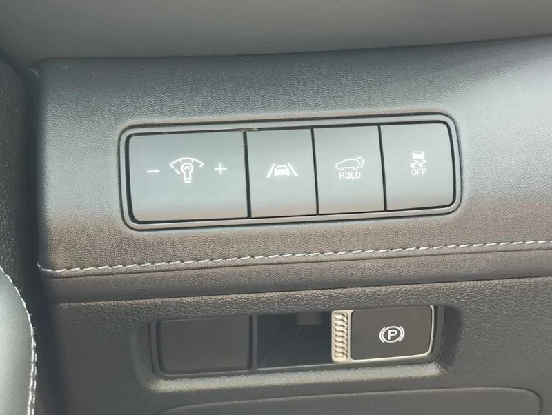 Used 2022 Gray Hyundai Limited image 27