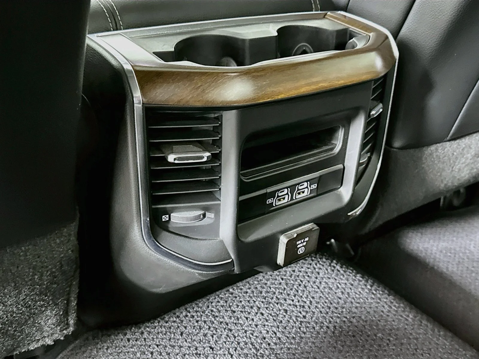 Used 2022 Patriot Blue Pearlcoat Ram Laramie image 25