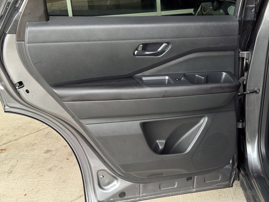 Used 2025 Gray Nissan SV image 20