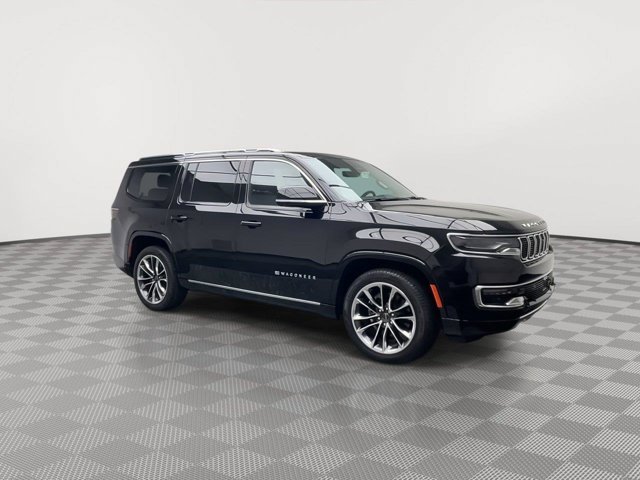 Used 2023 Diamond Black Crystal Pearlcoat Jeep Series III image 45