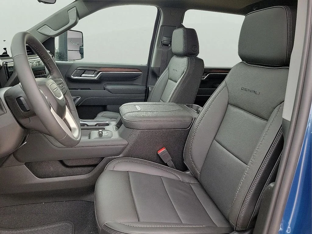 2026 GMC Sierra 2500HD Denali - Photo 14