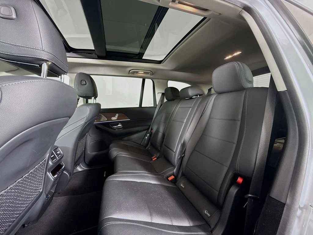 Used 2024 Cirrus Silver Metallic Mercedes-Benz GLS 450 image 24