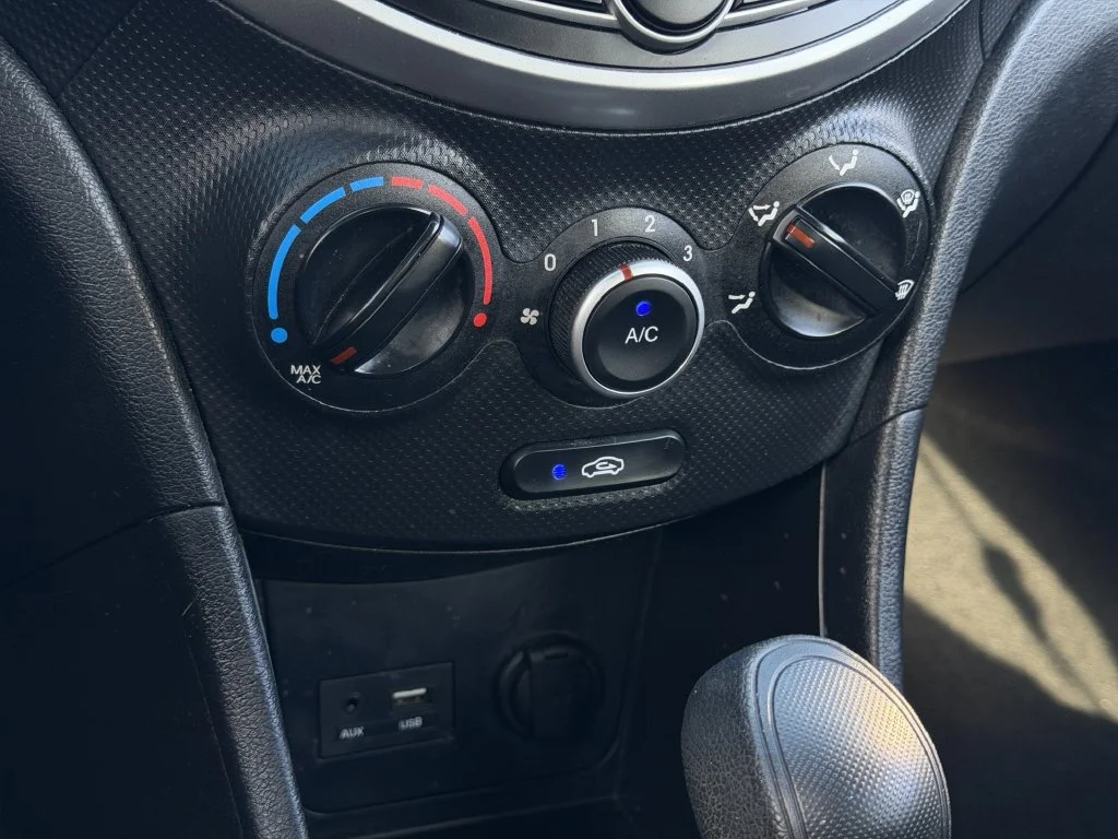 Used 2014 Gray Hyundai GS image 19