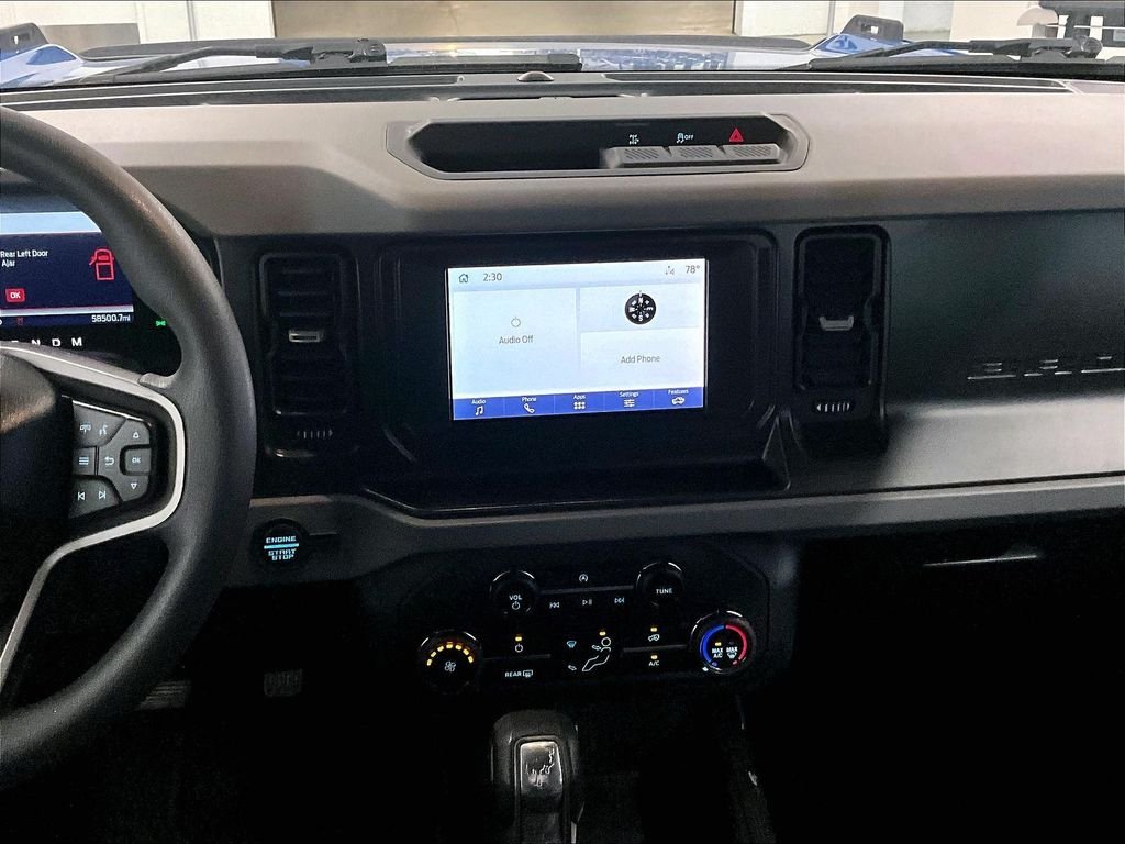 Used 2021 Blue Metallic Ford Base image 18
