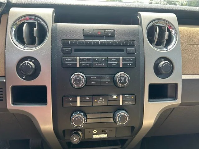 Used 2012 Black Ford XLT image 10