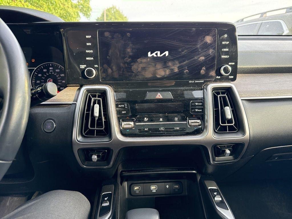 Used 2023 Grey Kia X-Line EX image 7