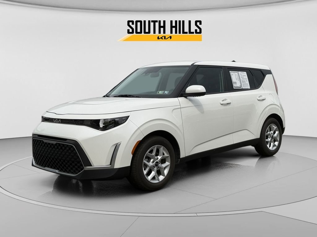 2023 Kia Soul 2.0L LX IVT's photo