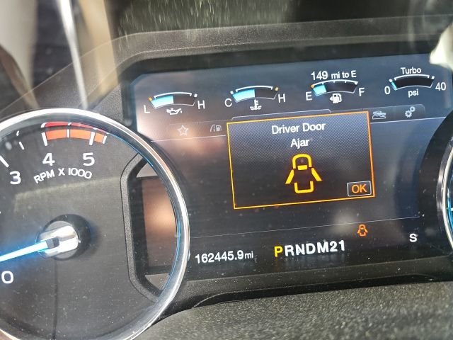 Used 2019 White Ford Lariat image 22