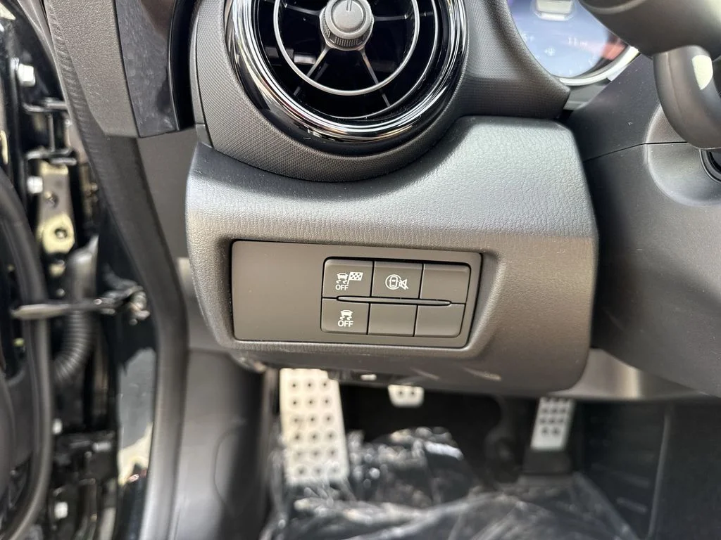 2026 Mazda MX-5 Miata Club - Photo 55